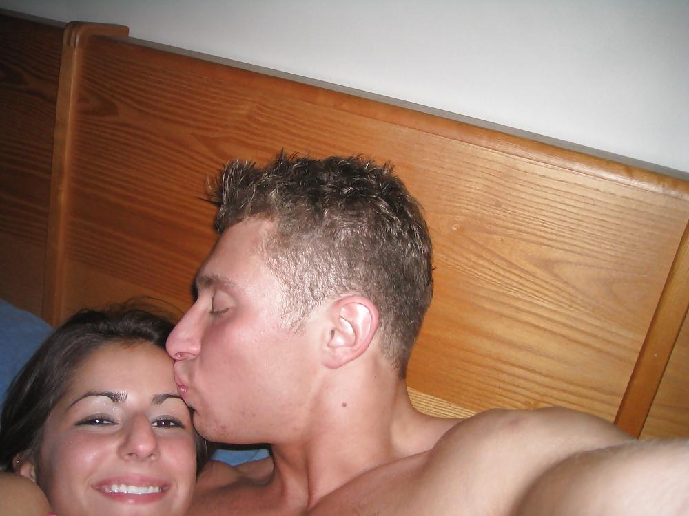 25P Very Hot Couple