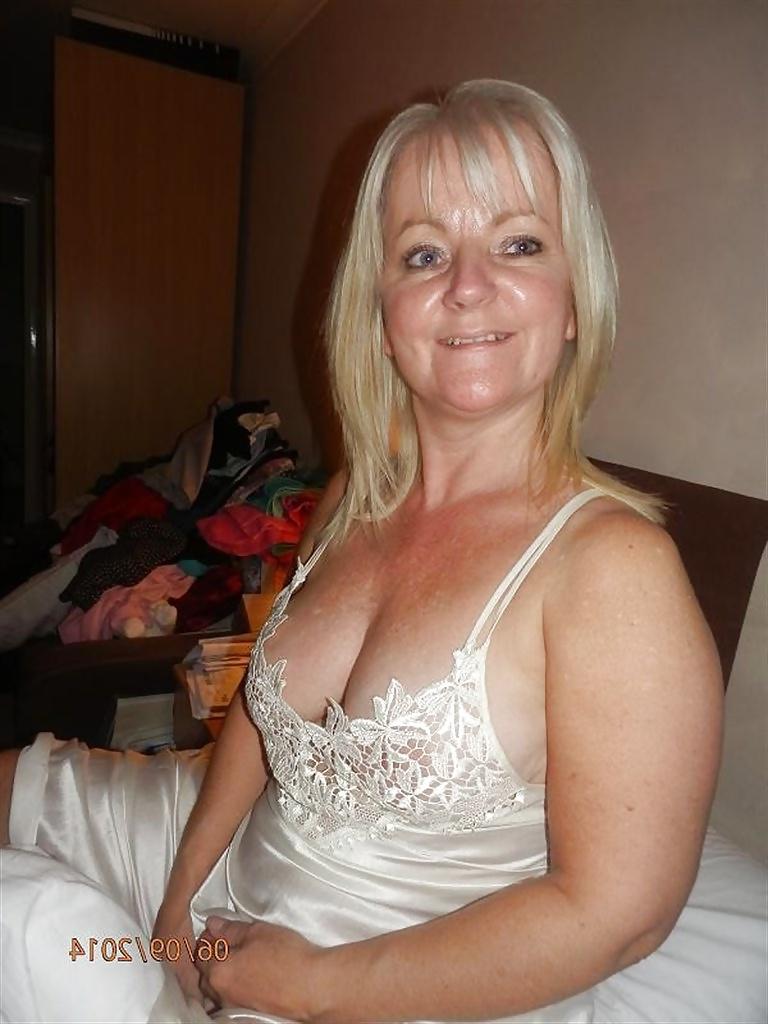 25P Hardcore! (Granny GILF)