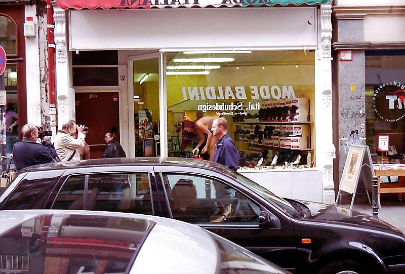 25P Nude shop keepers