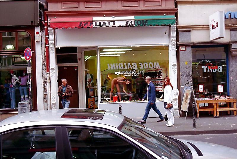25P Nude shop keepers