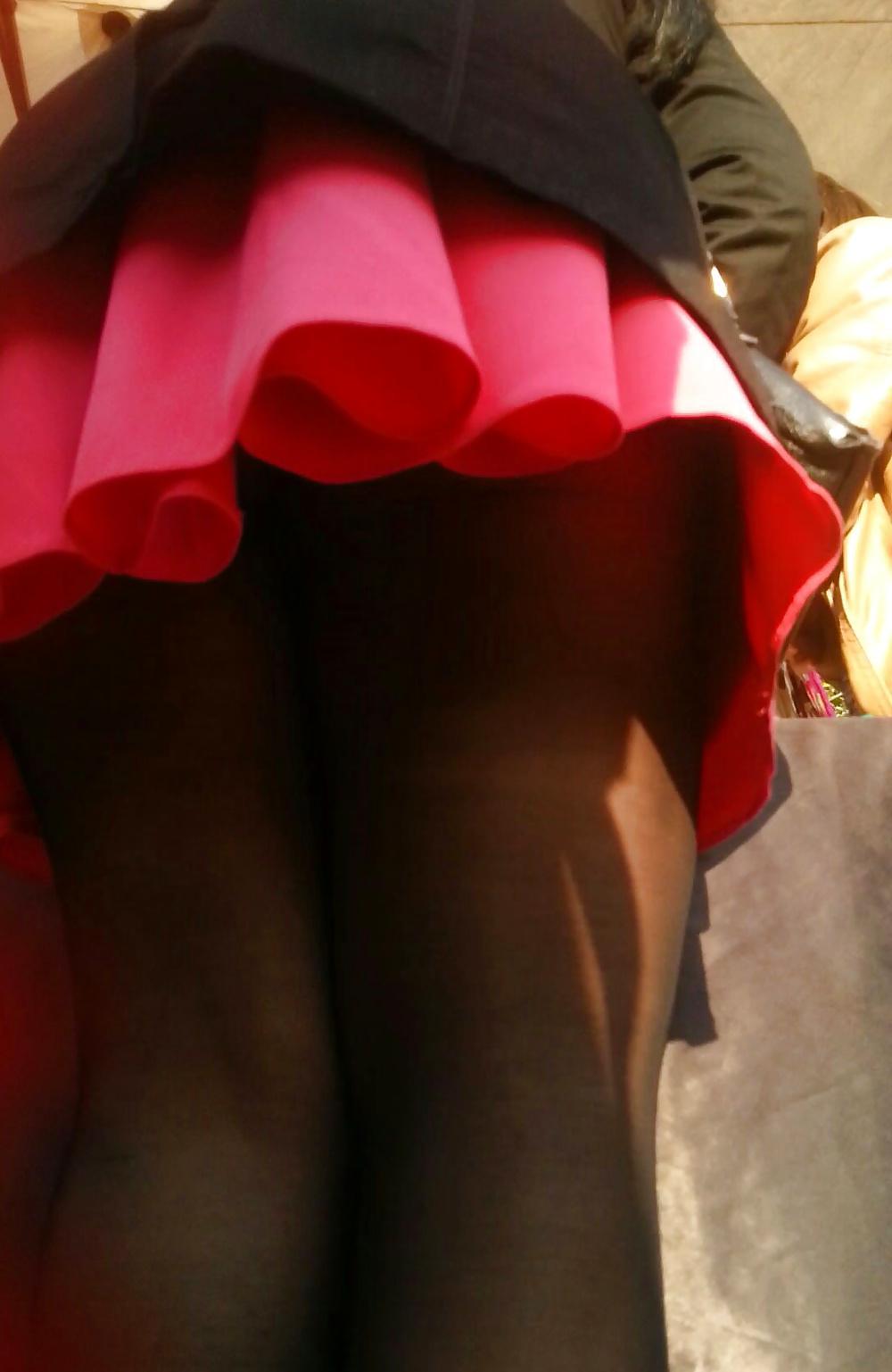 8P Spy sexy teens upskirt and nylon romanian