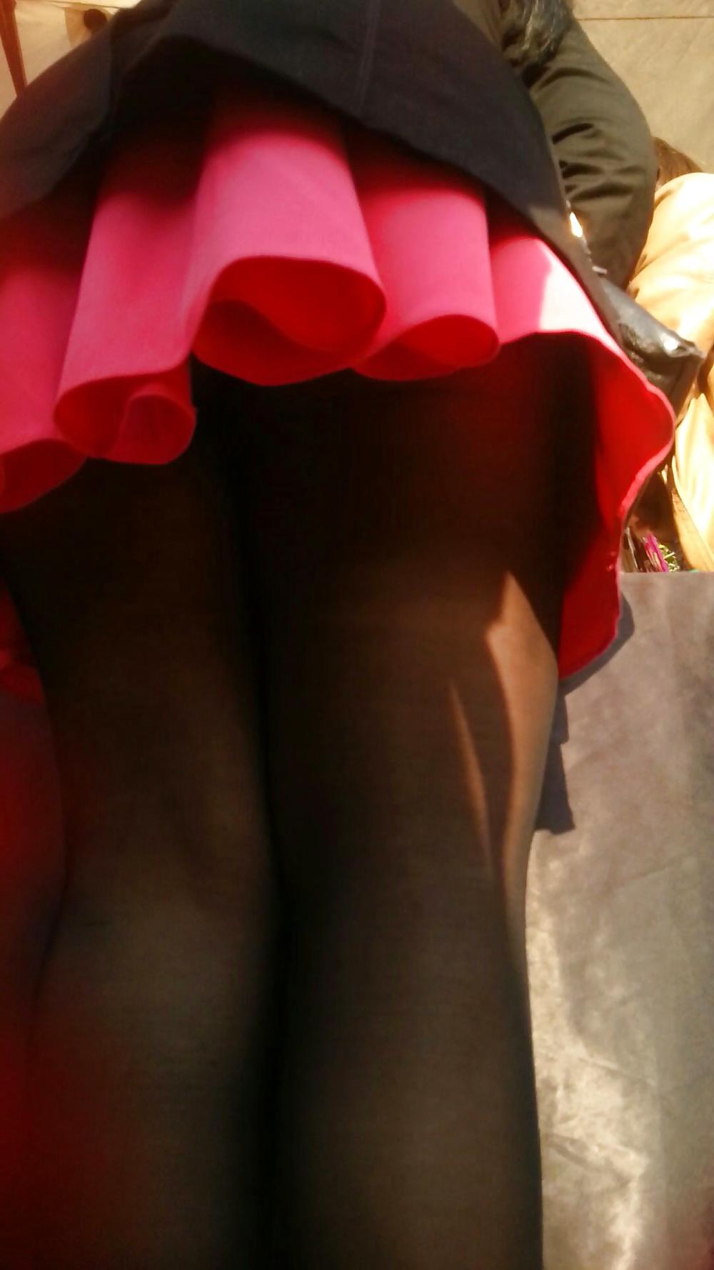 8P Spy sexy teens upskirt and nylon romanian