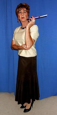15P Master's Mature Tranny Housewife 