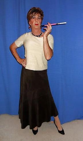 15P Master's Mature Tranny Housewife 