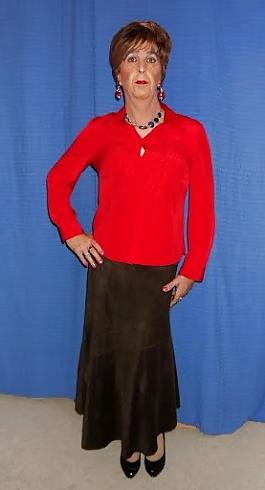 15P Master's Mature Tranny Housewife 
