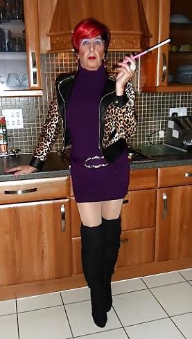 13P Mandy Tranny Housewife