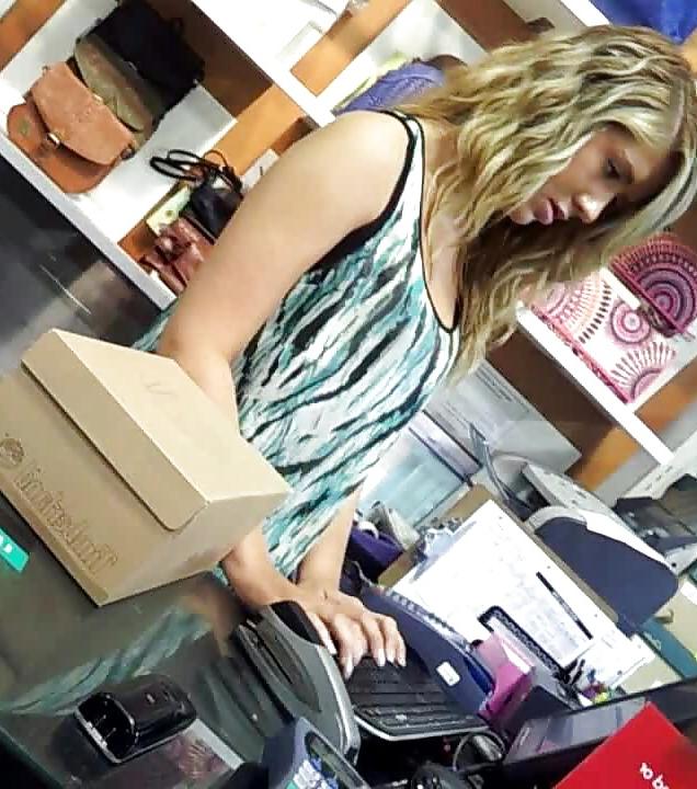 19P Candid Downblouse Blonde Teen Tits