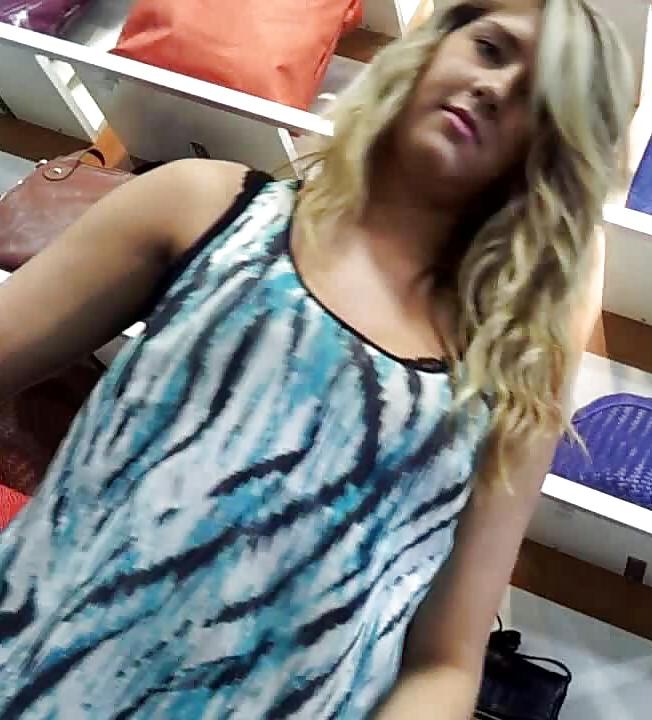 19P Candid Downblouse Blonde Teen Tits