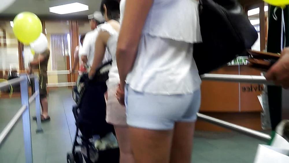 17P Candid Sexy Blonde Big Tits Tight Ass