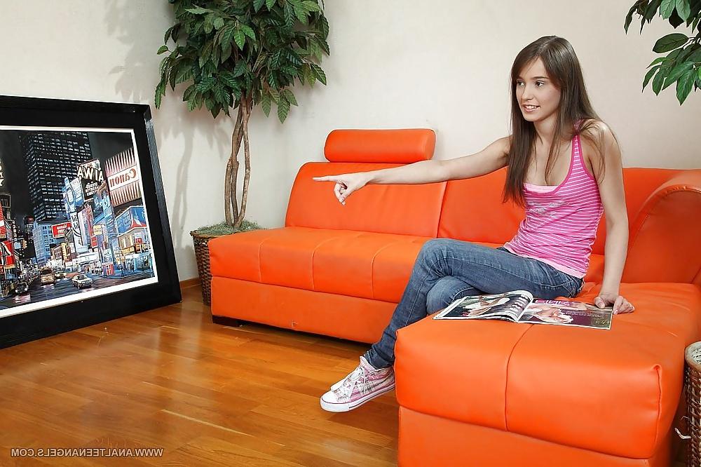 25P Fiva aka Benta teen skinny girl