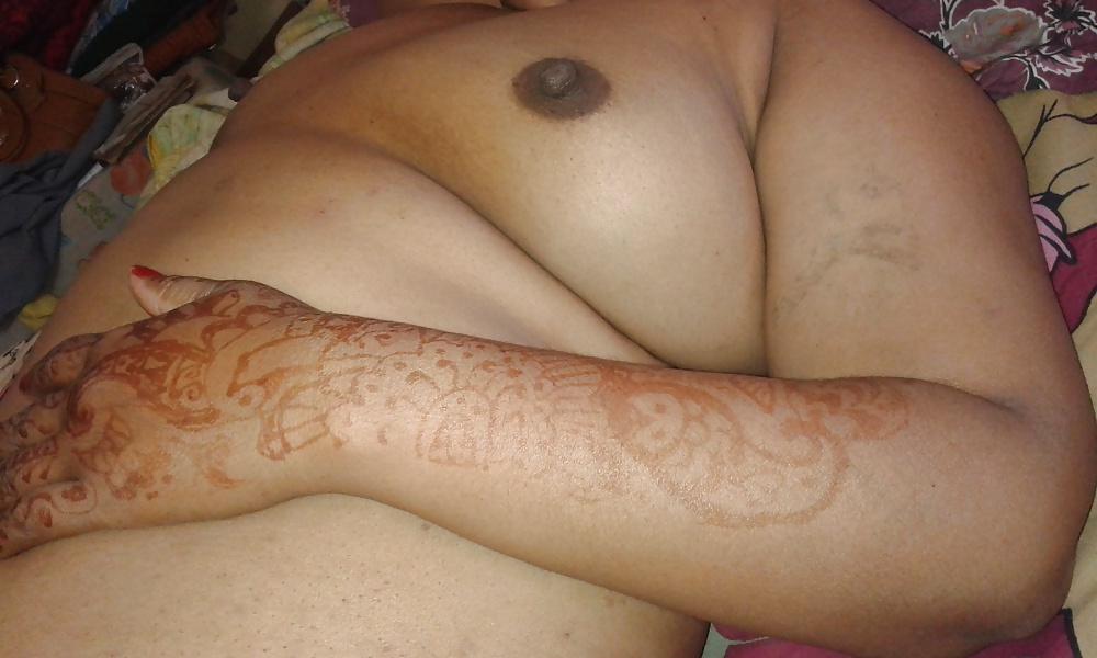 15P Fat belly boobs