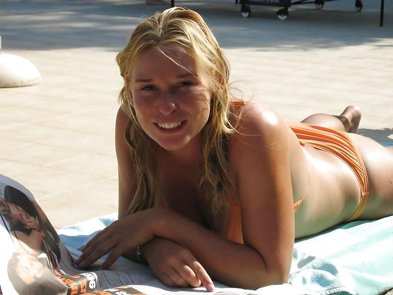 25P Barbara Schett #2 (Austrian ex tennis player) 