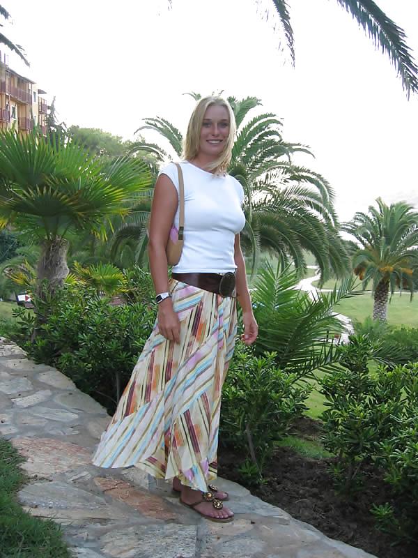 25P Barbara Schett #2 (Austrian ex tennis player) 