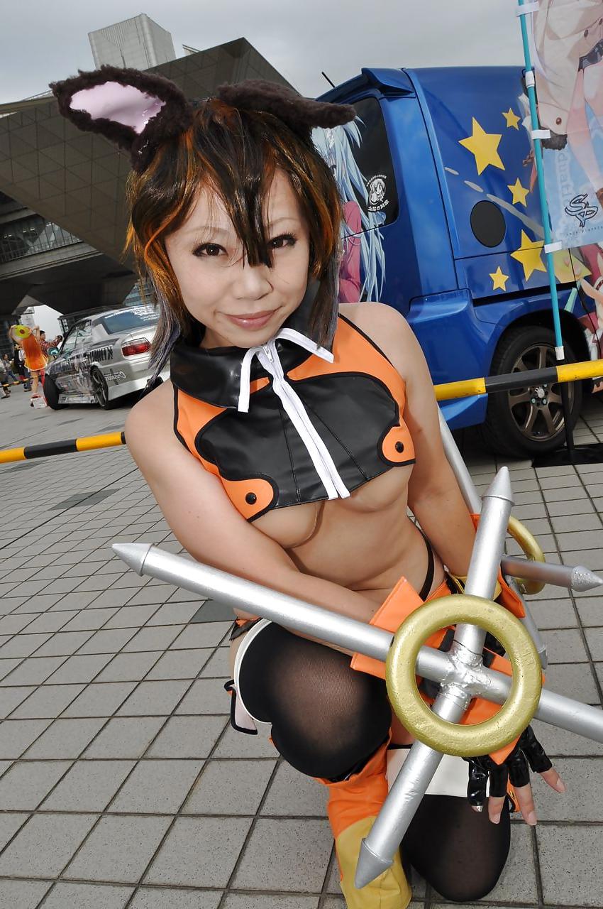 25P Japanese real cosplayer