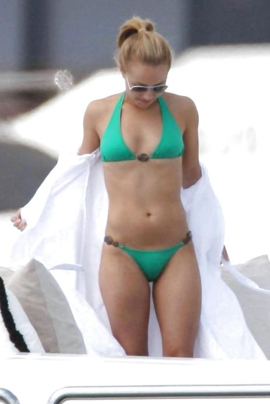 14P Various Celebrity Cameltoes