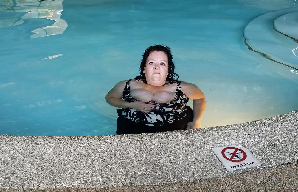 25P Pool .. Hotel ...Tits ..Ass .. Fun!!!