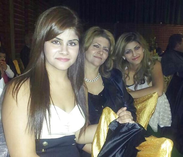 22P Turkish! Prefer Milfs or teen stepdaughters?