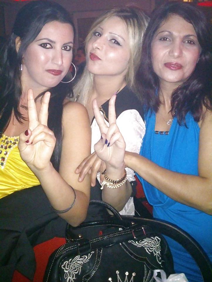 22P Turkish! Prefer Milfs or teen stepdaughters?