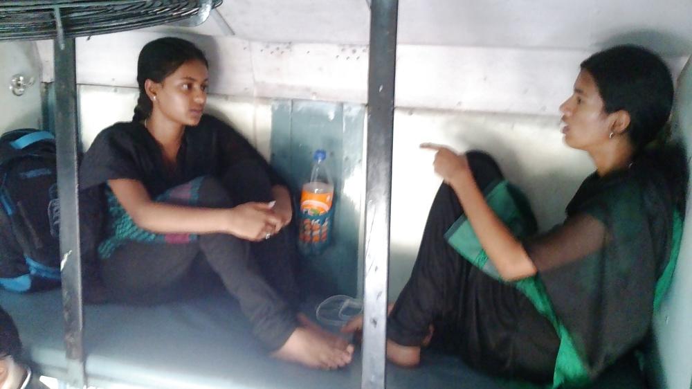 25P India girls