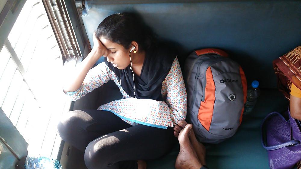 25P India girls