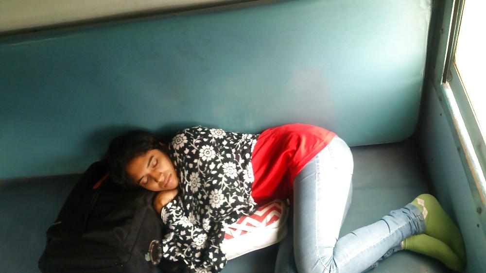 25P India girls