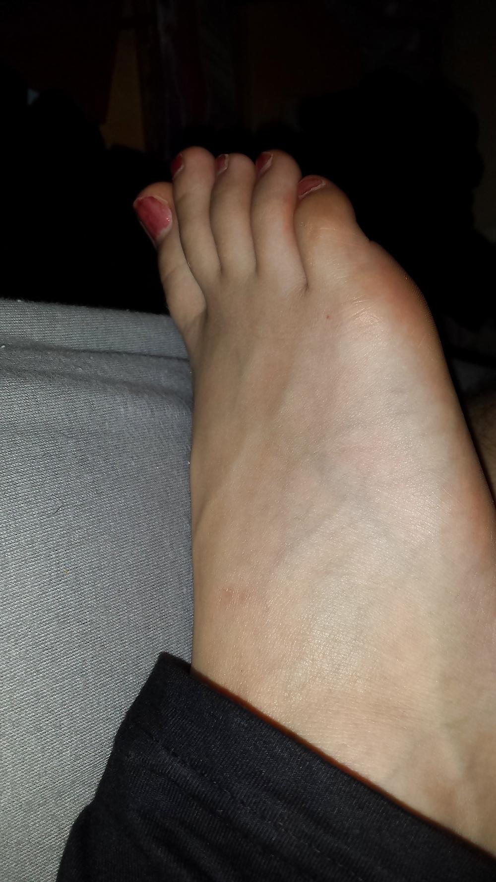 12P Heimlich Fuesse der Feundin erwischt, voyeur teen feet