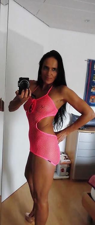25P Moms friend show me all 1