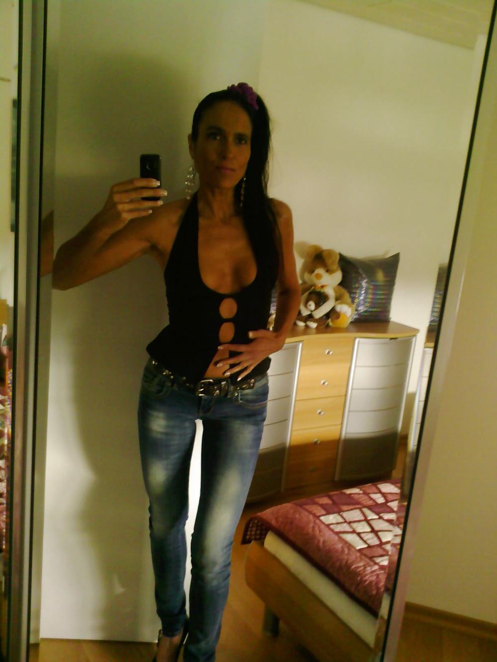 25P Moms friend show me all 1