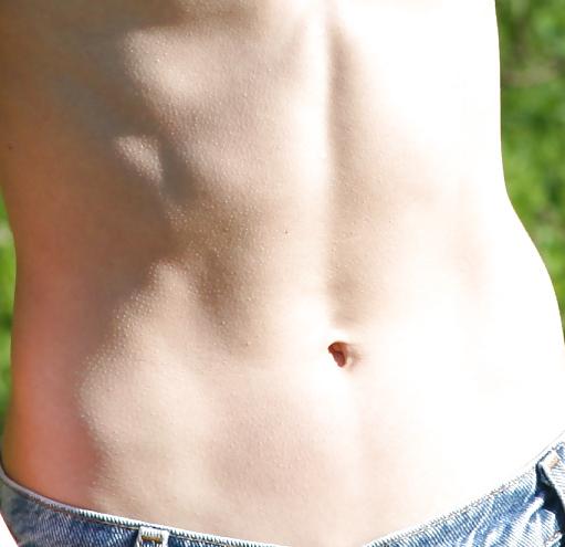 7P Belly buttons