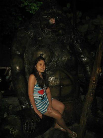 12P PINAY HOT MOM