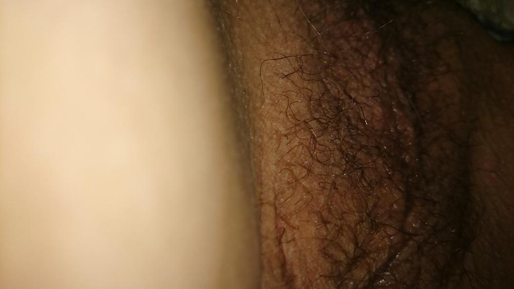 25P Up close of a beautiful hairy pussy