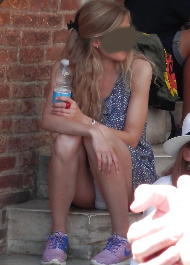 19P Some upskirt