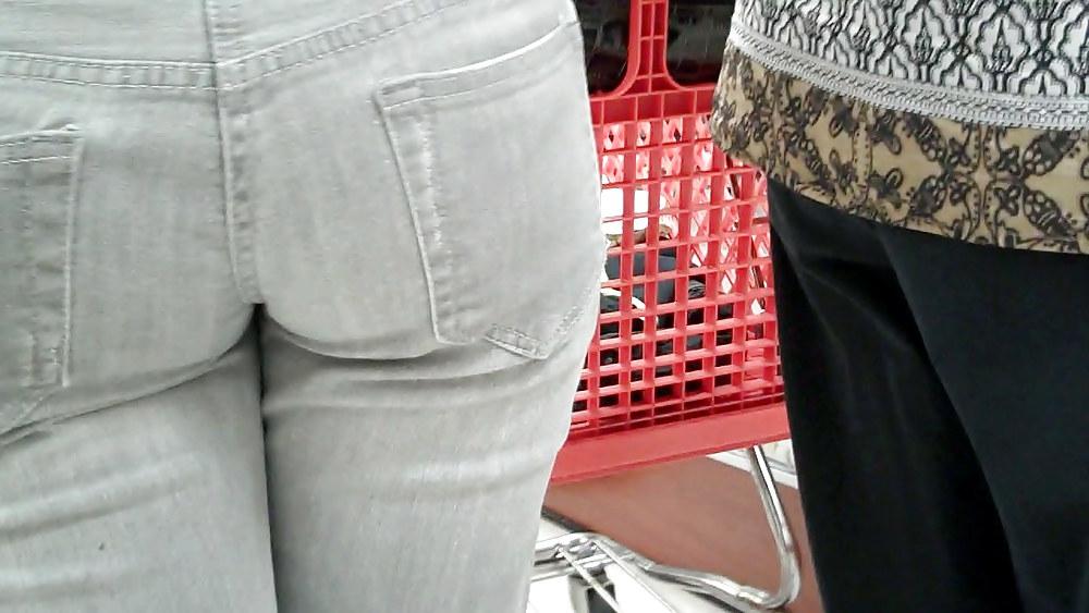 17P Tight ass and butts in jeans