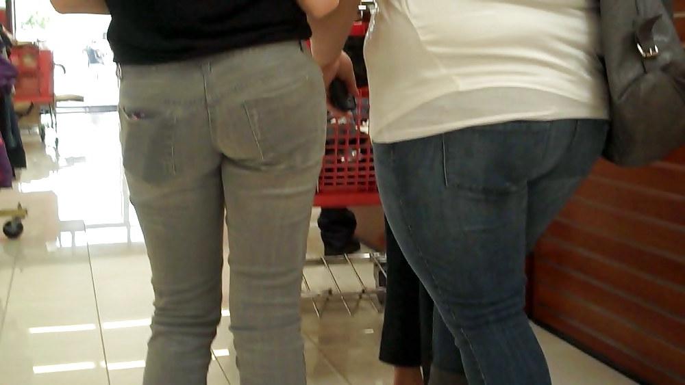 17P Tight ass and butts in jeans