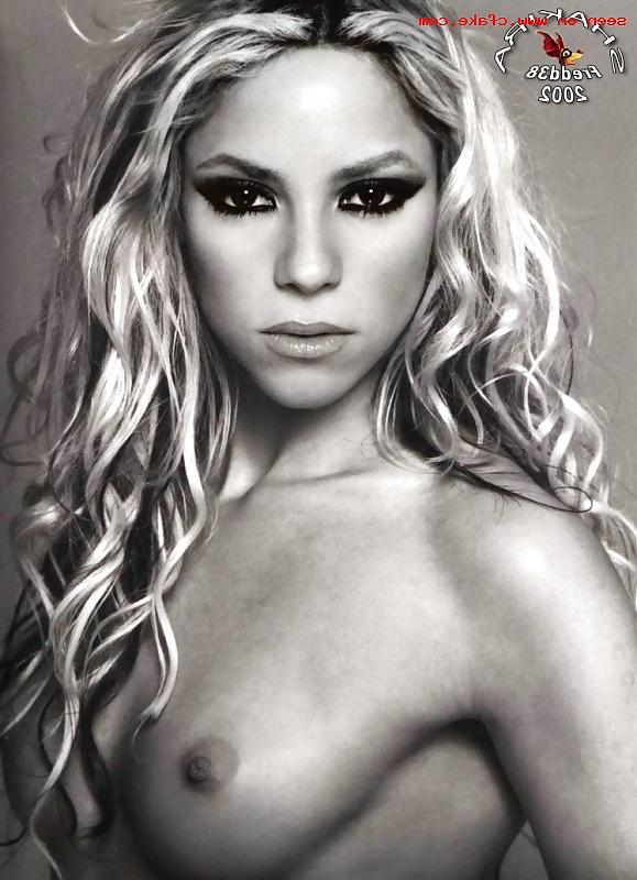 11P Fake of Shakira