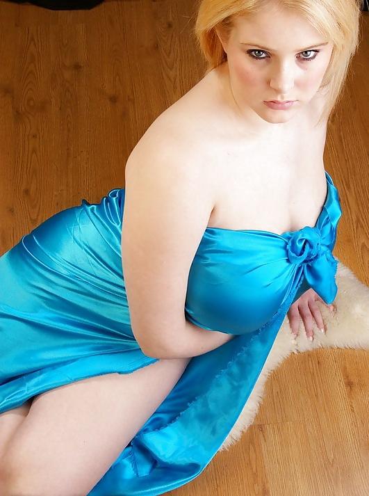 8P Perfect Chubby Blonde