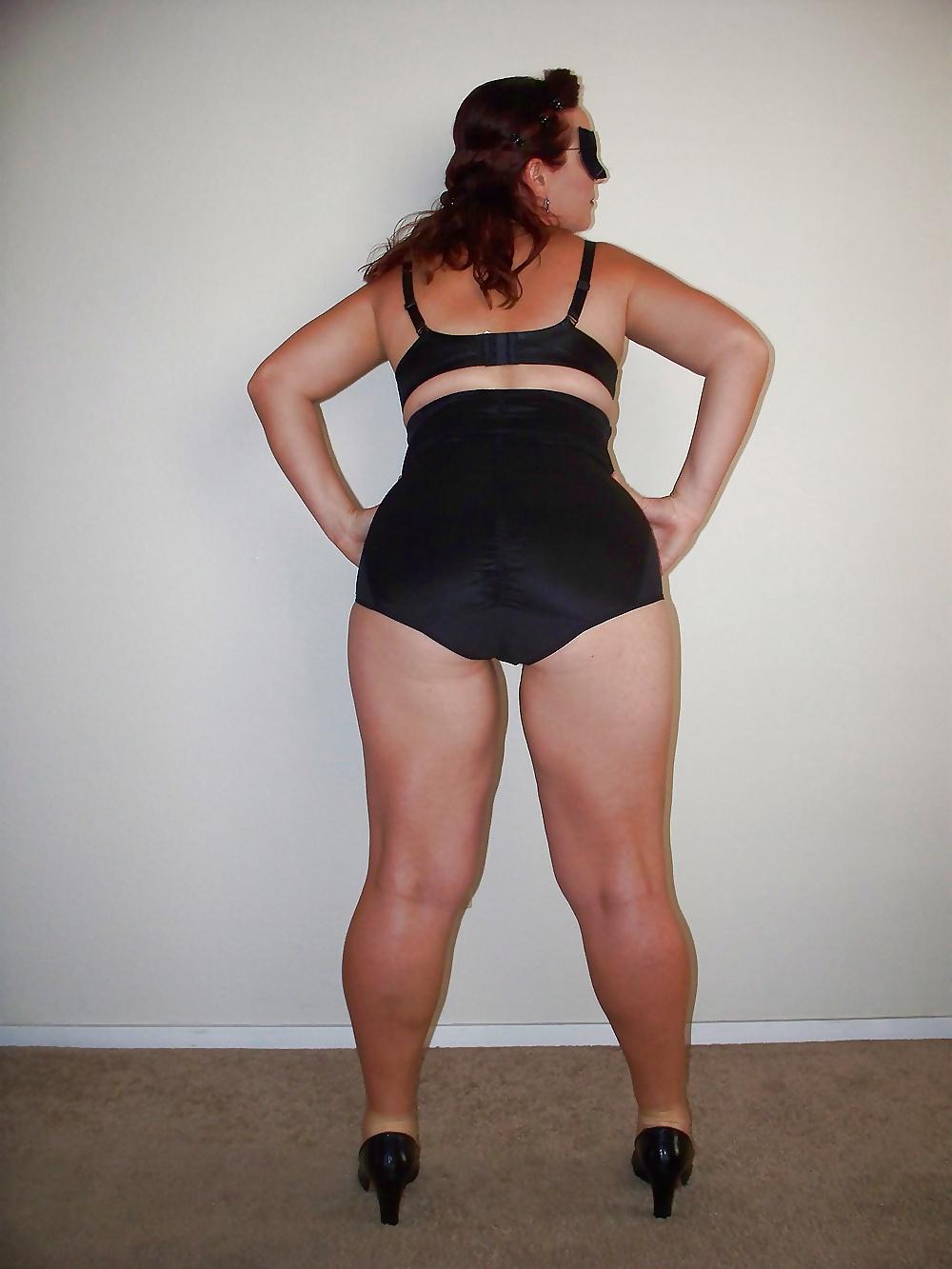 10P Black Dominatrix