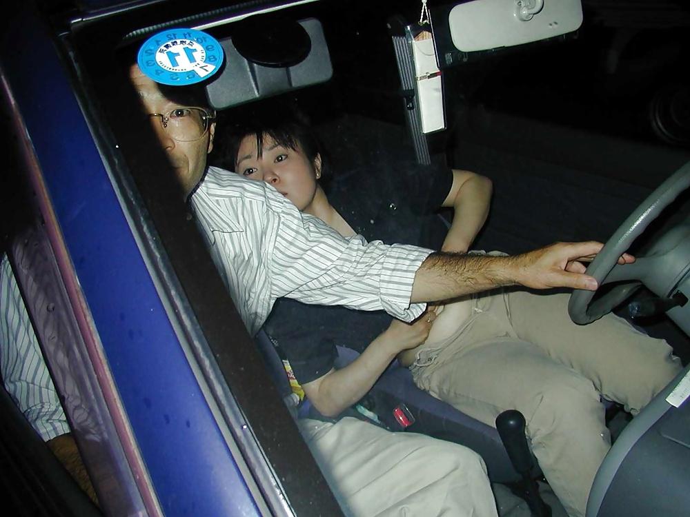 22P Japanese Couple Car Sex 02