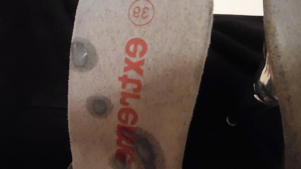 25P Big cumshot over clear High Heels