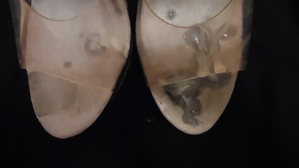 25P Big cumshot over clear High Heels