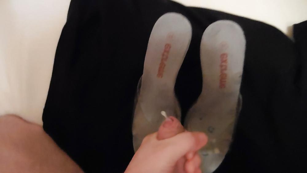 25P Big cumshot over clear High Heels