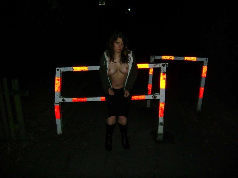 25P Public 10 outdoor flashing