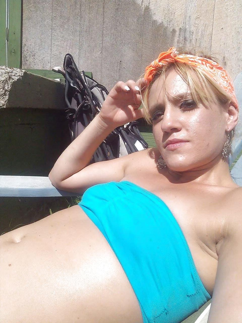 25P Gang bang slut 