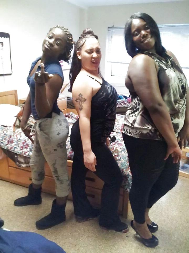 25P Gang bang slut 