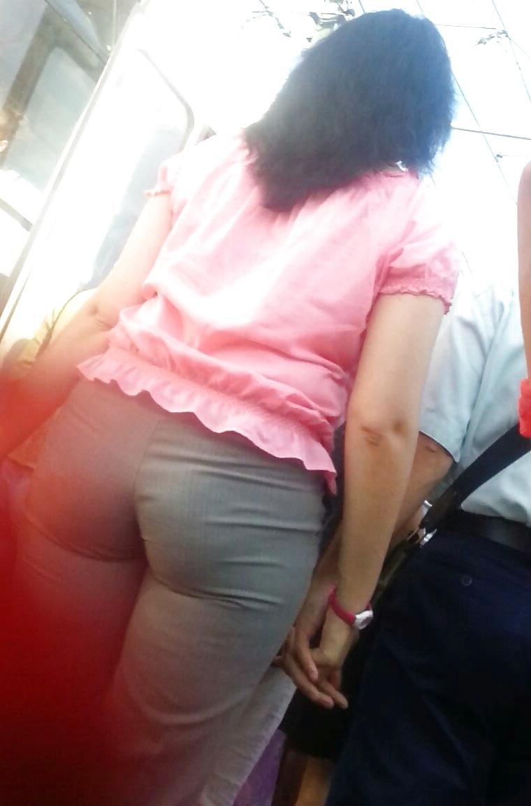 22P Spy sexy ass old + young romanian