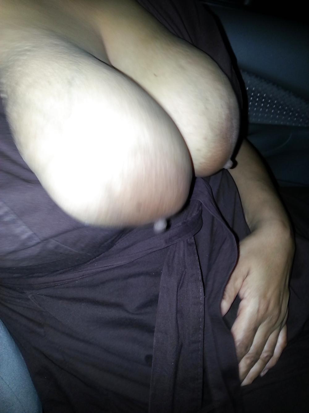 22P Mature Black Freak Sucks in the Car