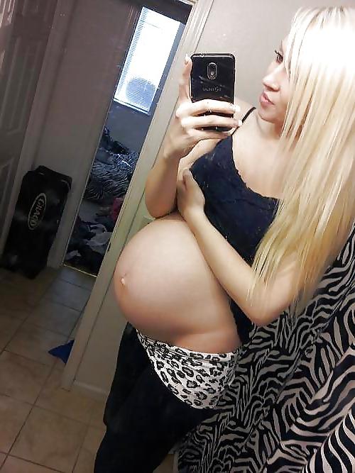 25P Enceinte Ventre nue - Naked pregnant belly 4