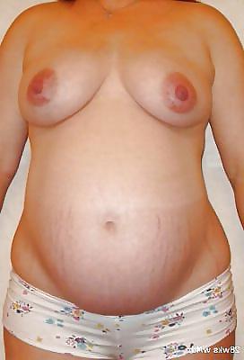 25P Enceinte Ventre nue - Naked pregnant belly 4