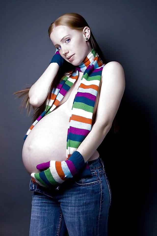 25P Enceinte Ventre nue - Naked pregnant belly 2