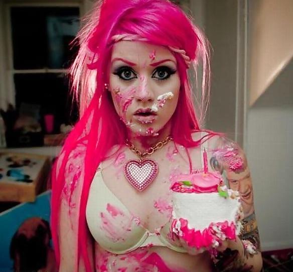 25P WTF Girls photographed doing GOD knows what 